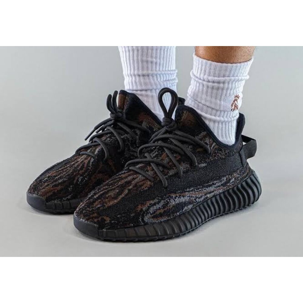 Adidas Yeezy 350 V2 "mx rock " görsel 3