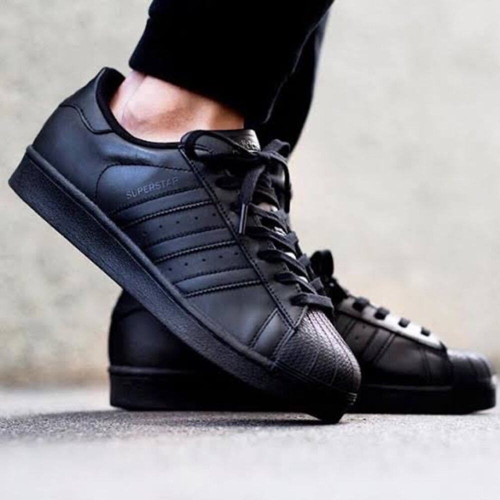 Adidas Siyah Superstar görsel 2
