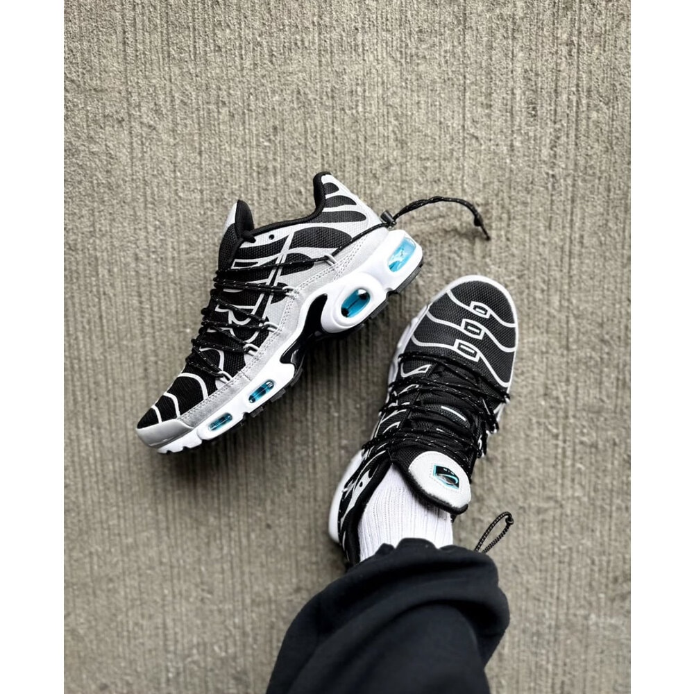 Nike Air Max TN plus Lace Toggle Grey görsel 4