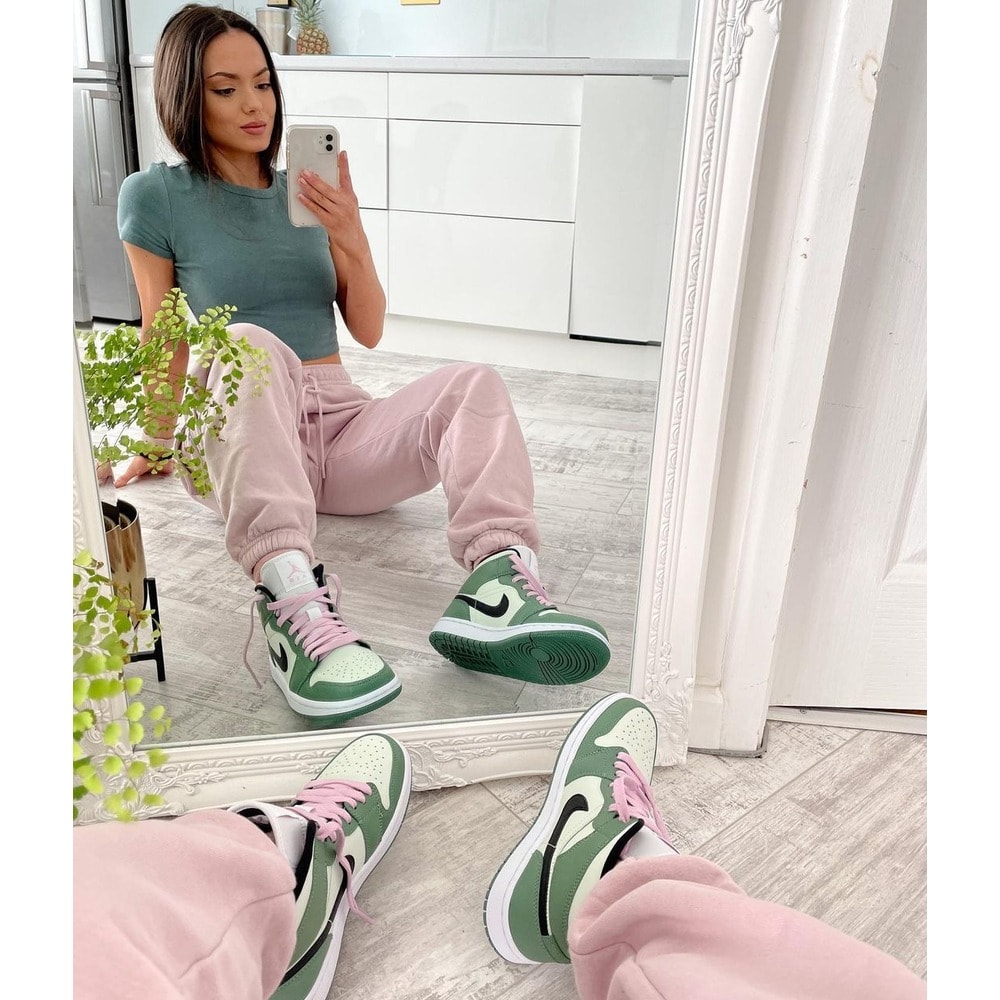 Nike Air Jordan 1 Mid Dutch Green görsel 2