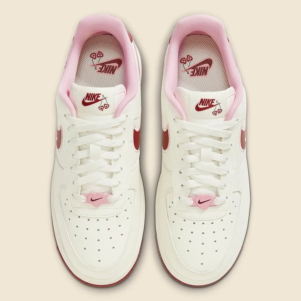 Nike Air Force 1 Low “ Valentine's Day “ görsel 2