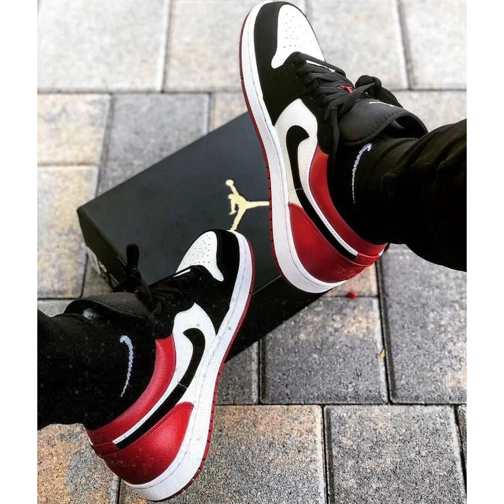 Nike Jordan Low Red görsel 5