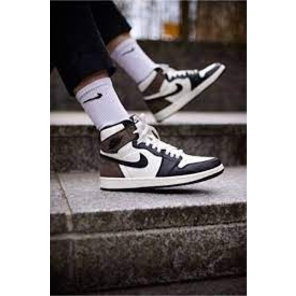 Nike Air Jordan 1 “ Mocha “ görsel 4