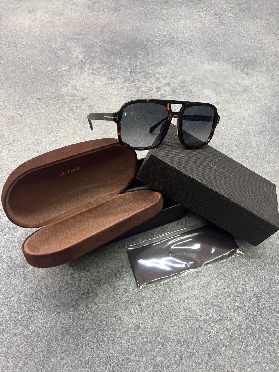 Tom Ford Güneş Gözlüğü görsel 2