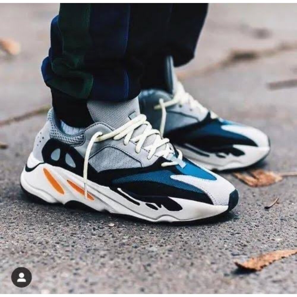 Adidas Yeezy 700 wawe Runner görsel 4