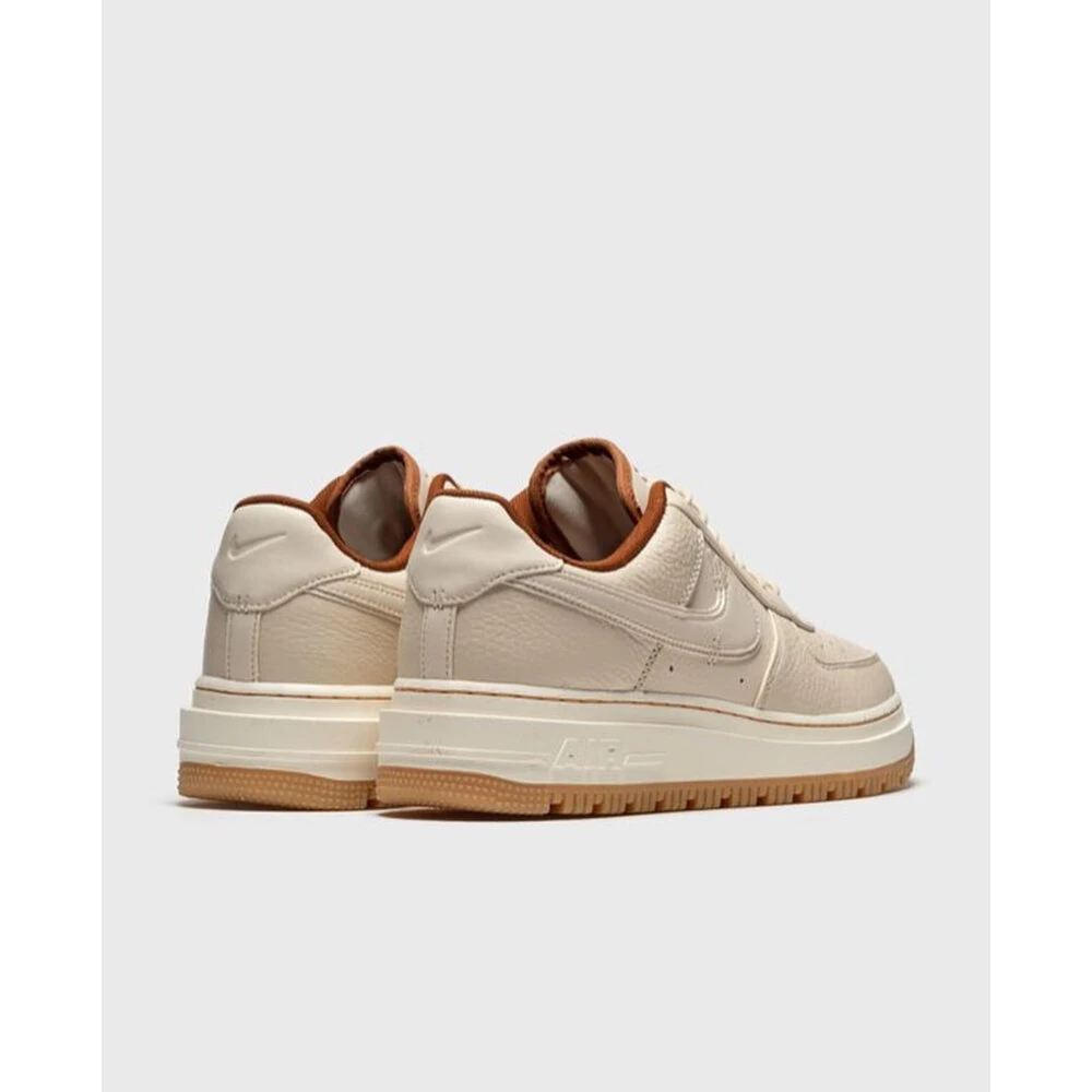 Nike Air Force 1 Low Luxe görsel 3