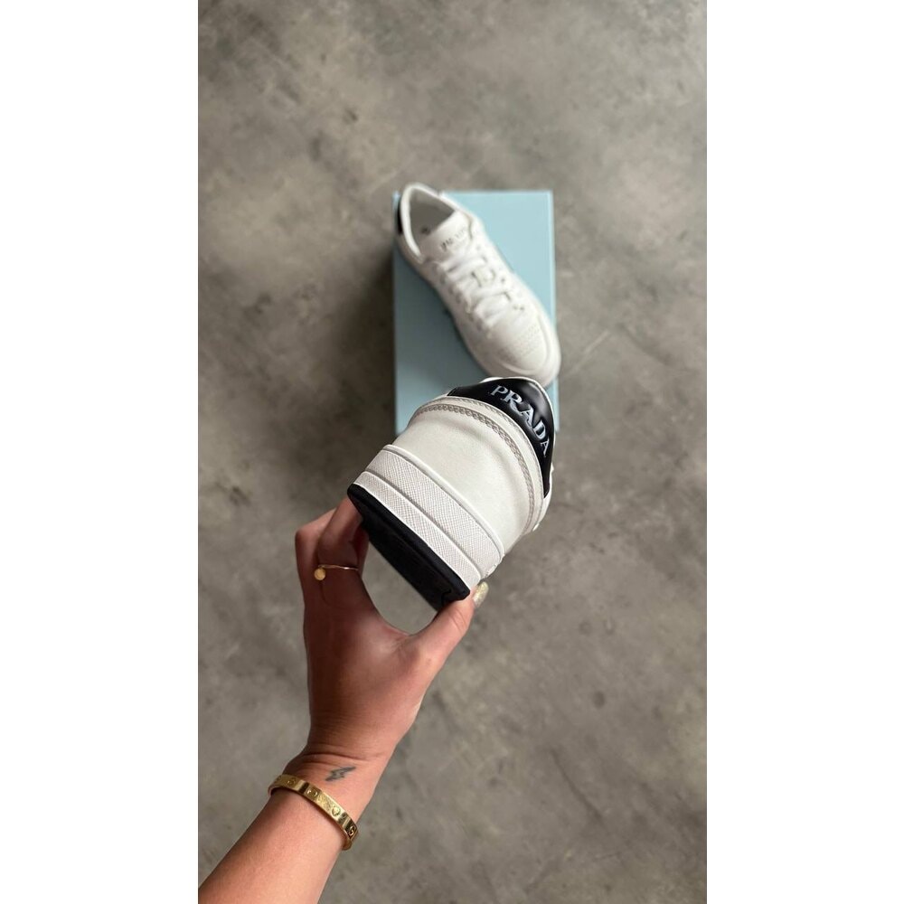 Prada White görsel 4
