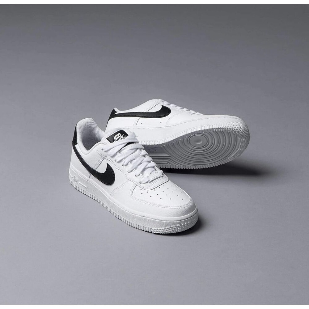 Nike Air Force Beyaz Siyah görsel 2