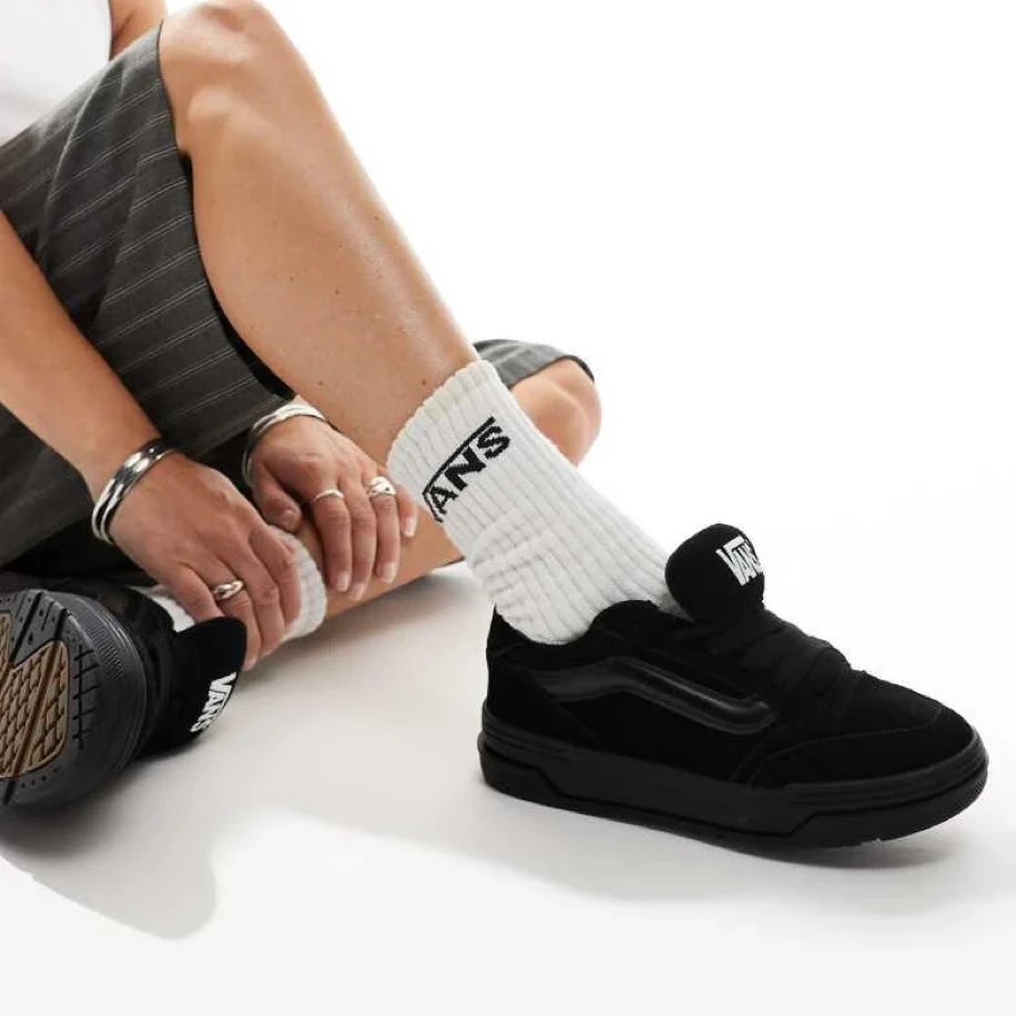 Vans Hylane Triple Black görsel 3