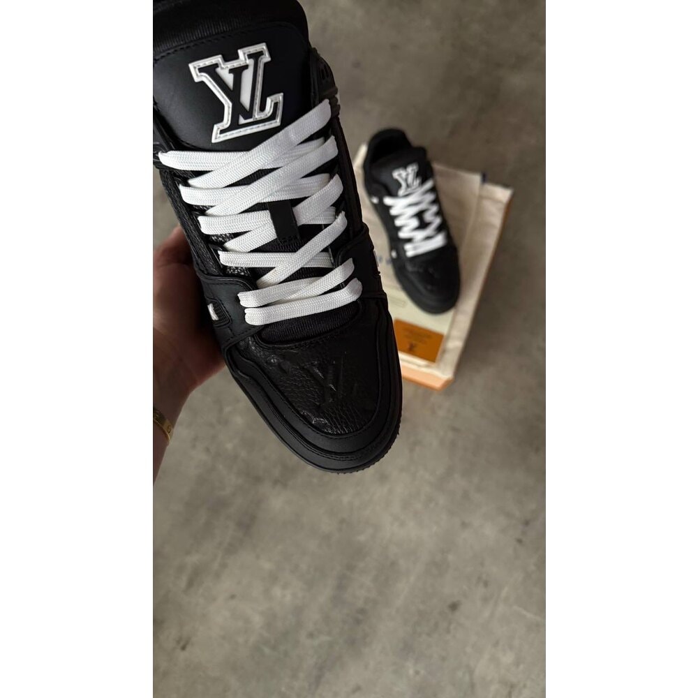 Louis Vuitton Tranier görsel 4