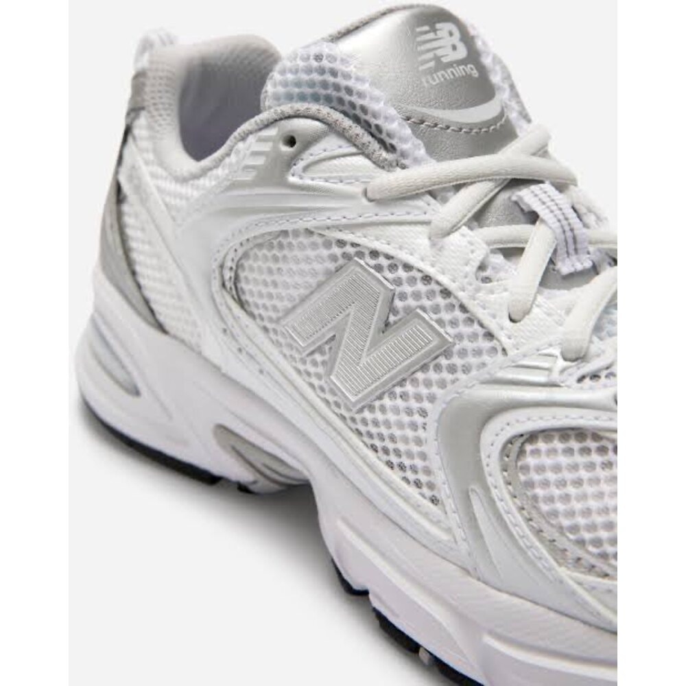 New Balance MR530EMA metallic silver görsel 3
