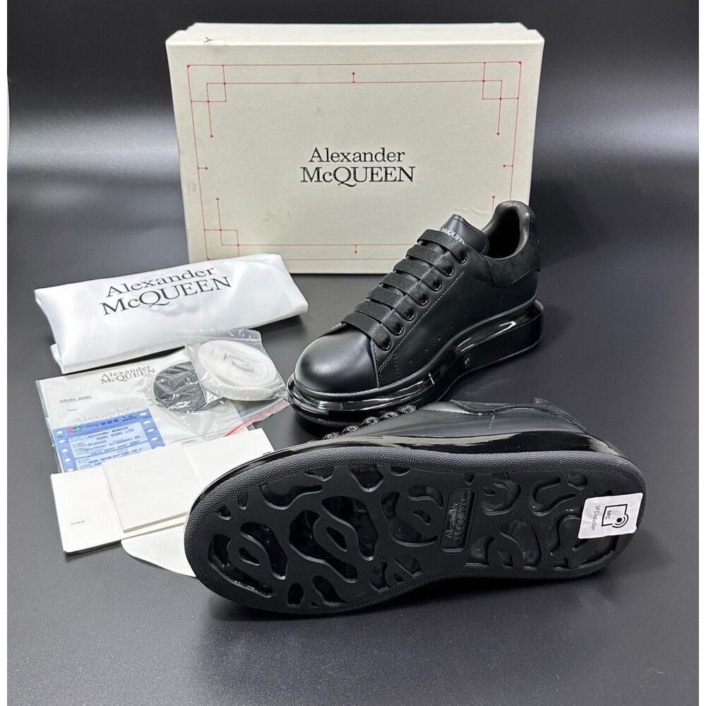 Alexander McQueen Black Taban görsel 2