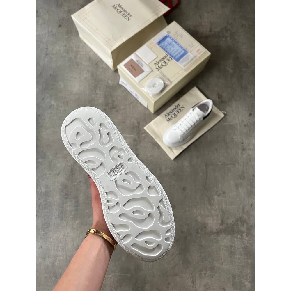 Alexander McQueen Classic görsel 3