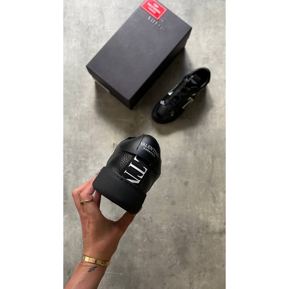 Valentino Rockstud Black VLTN görsel 2