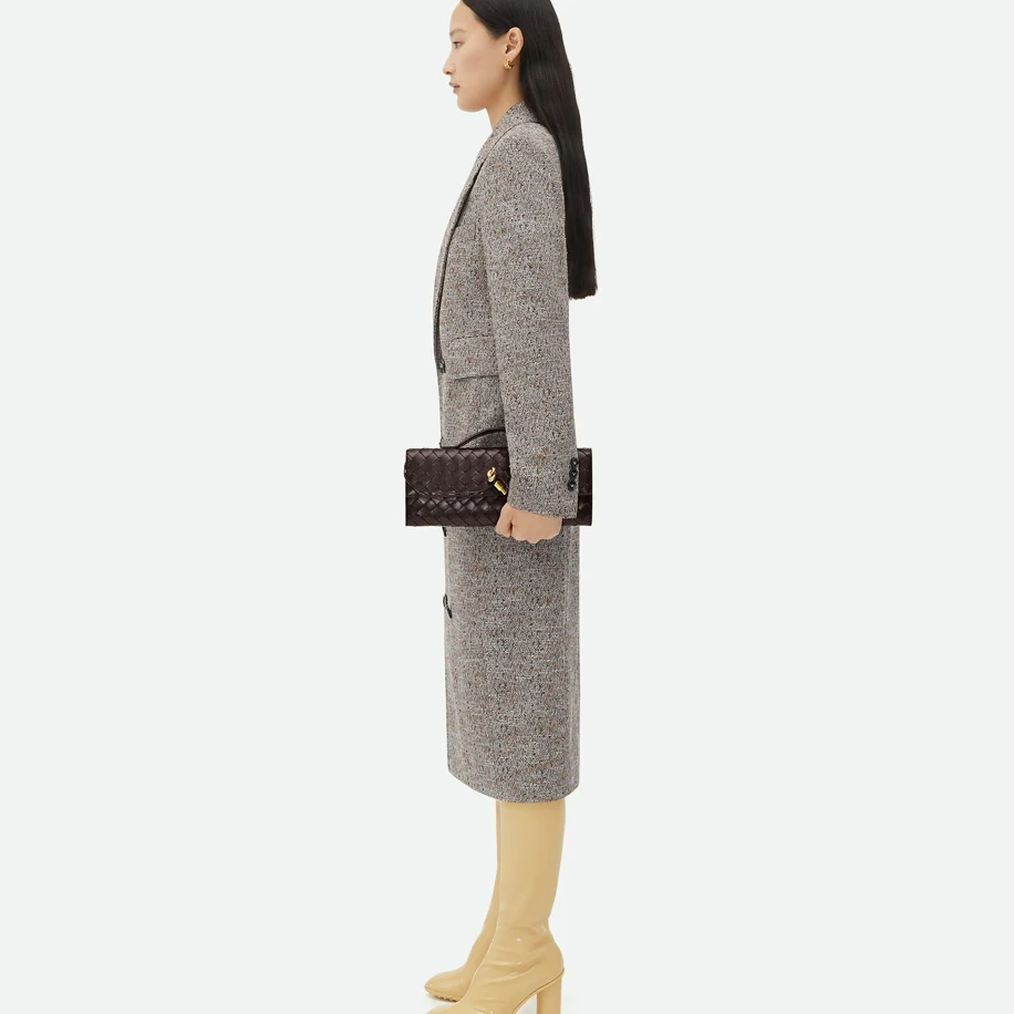Bottega Veneta Andiamo Clutch Brown görsel 2