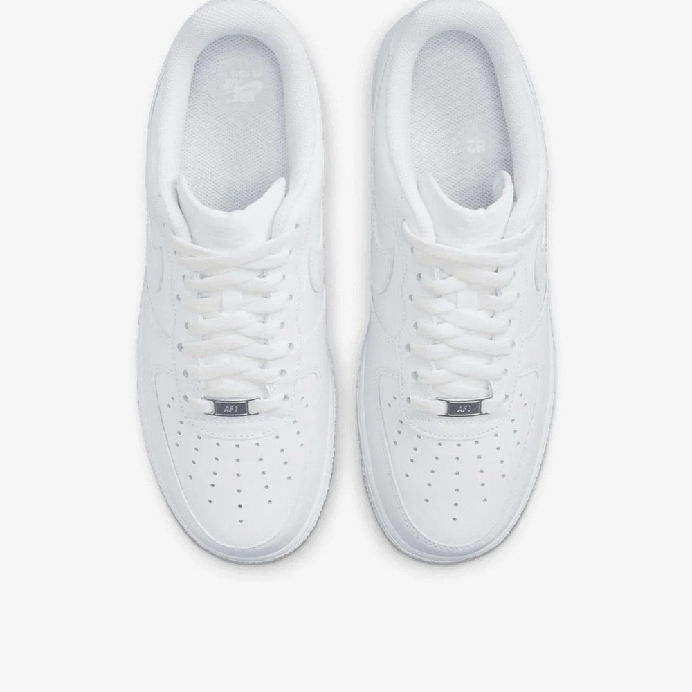 Nike Air Force 1 White görsel 2