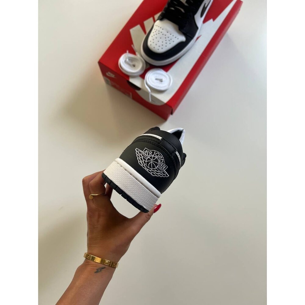 Nike Jordan Low Mis Panda Siyah Beyaz görsel 4