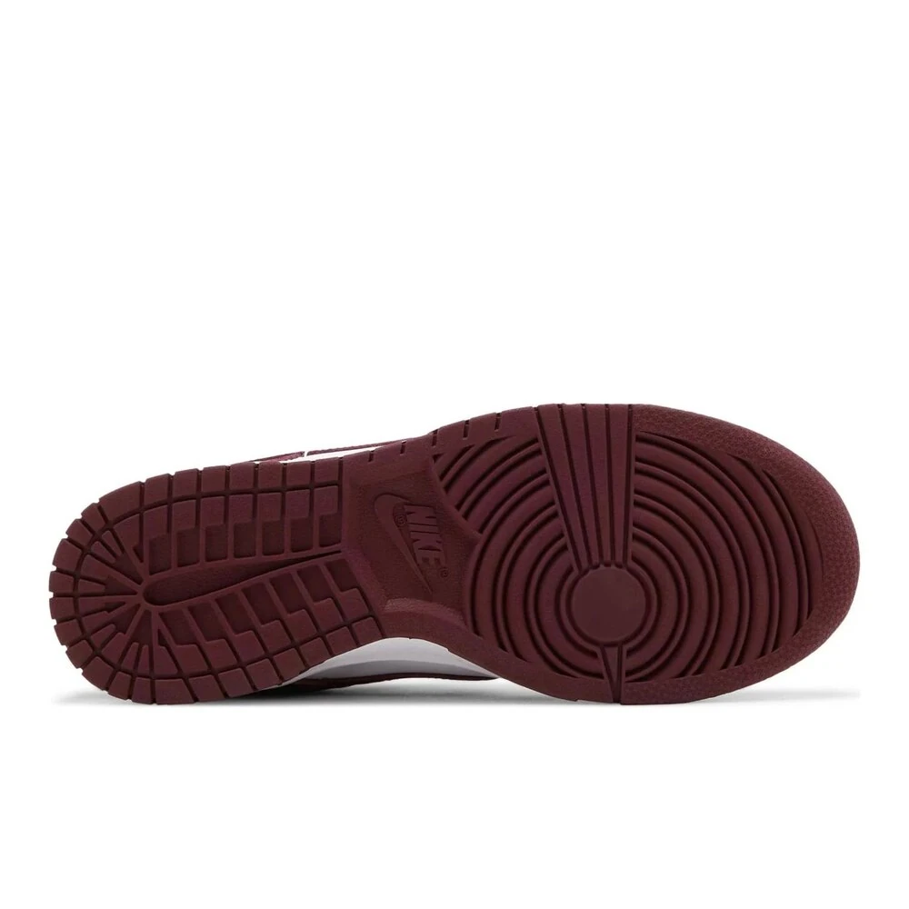 Nike Dunk Low Bordeaux görsel 3