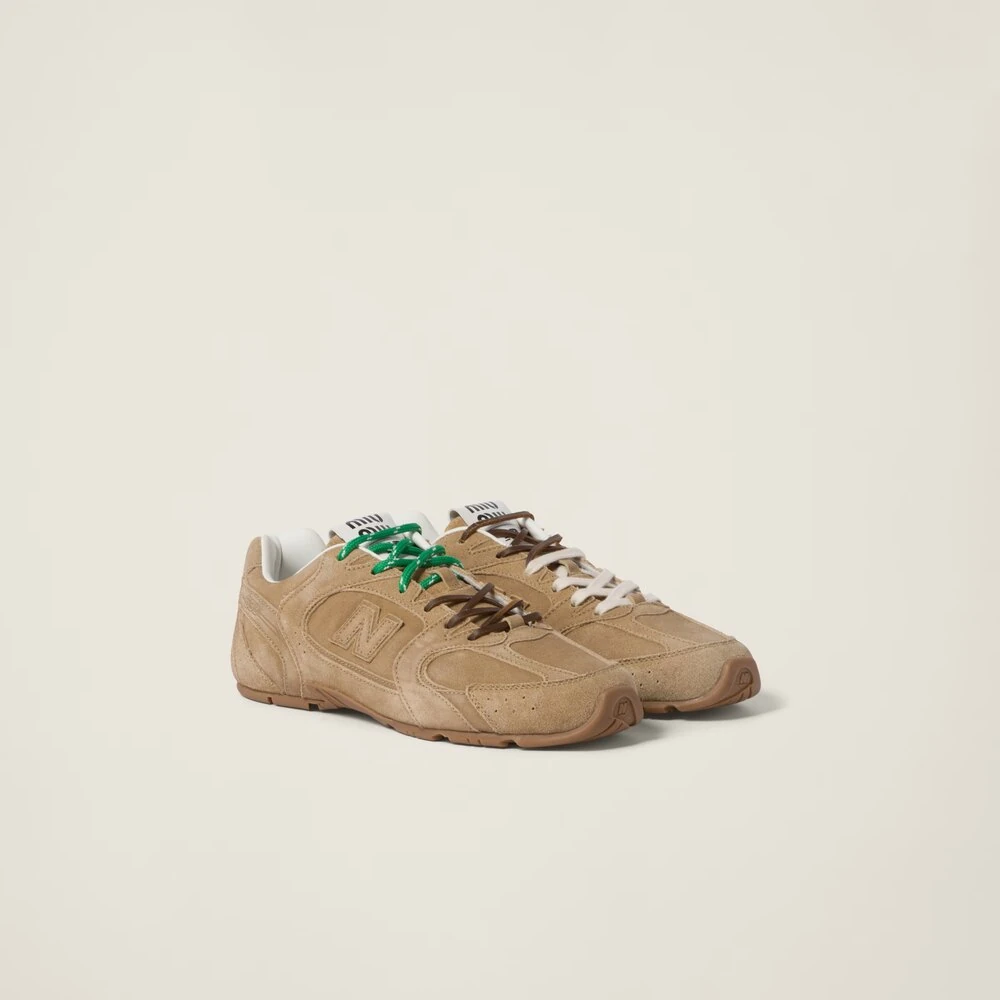 Miu Miu x New Balance 530 görsel 2