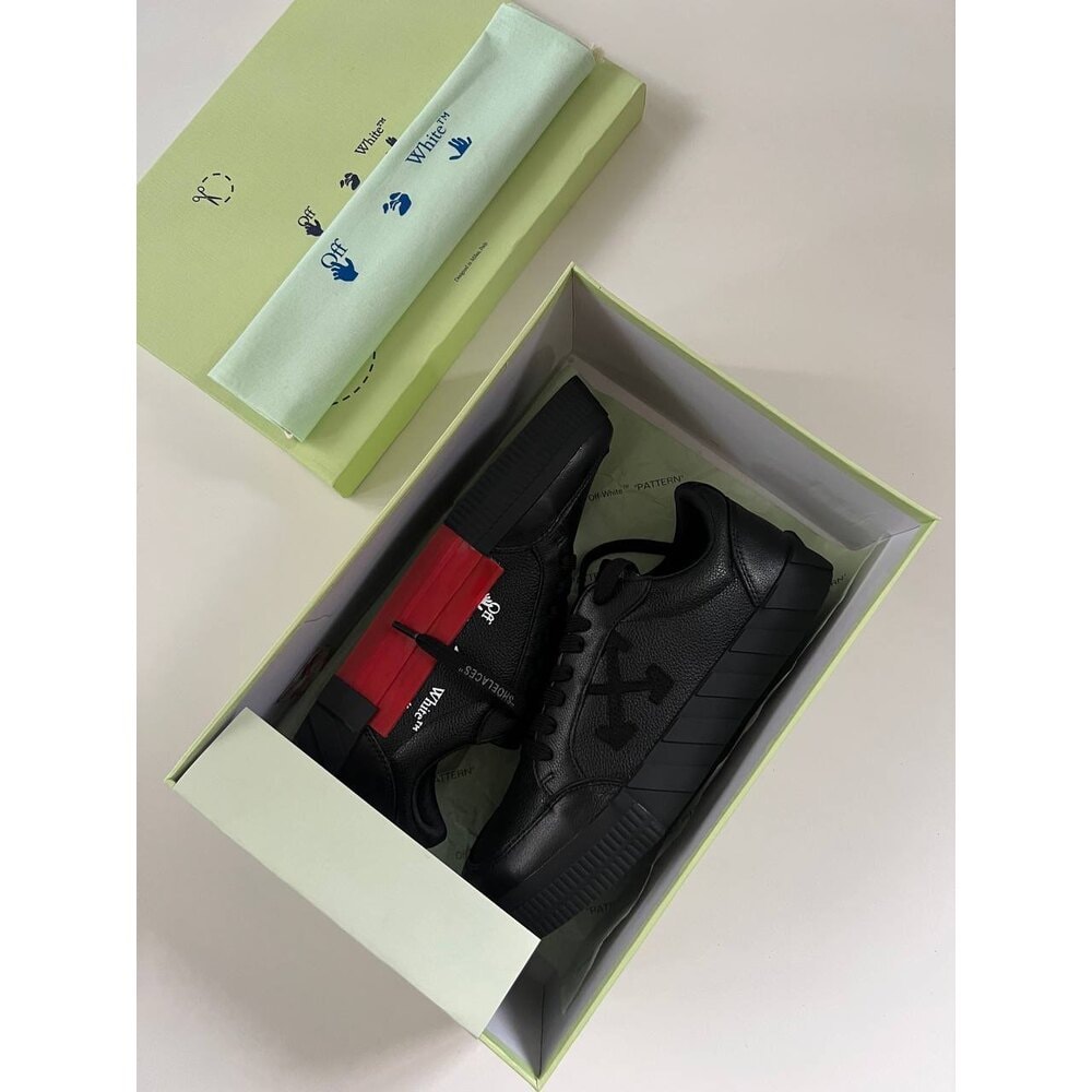 Off White X New Seseon görsel 2