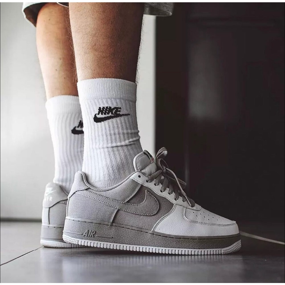 Nike Air Force  1 VELVET CROWN görsel 4