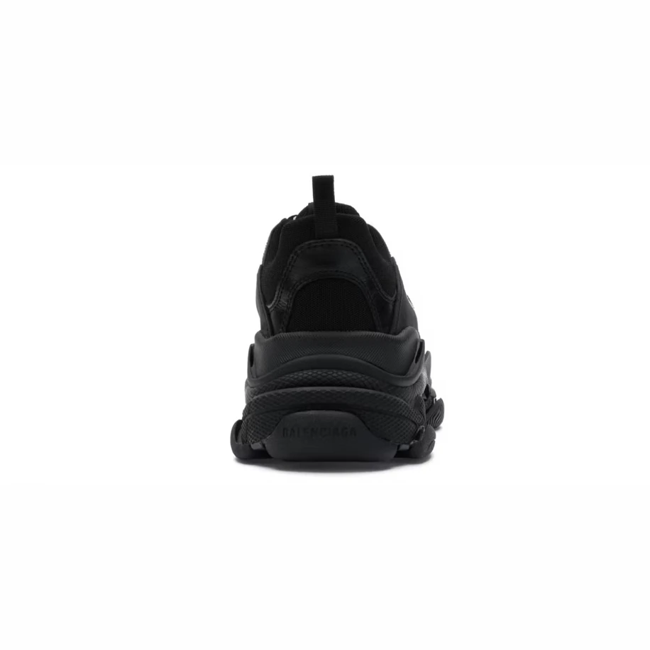 Balenciaga Triple S Black görsel 4