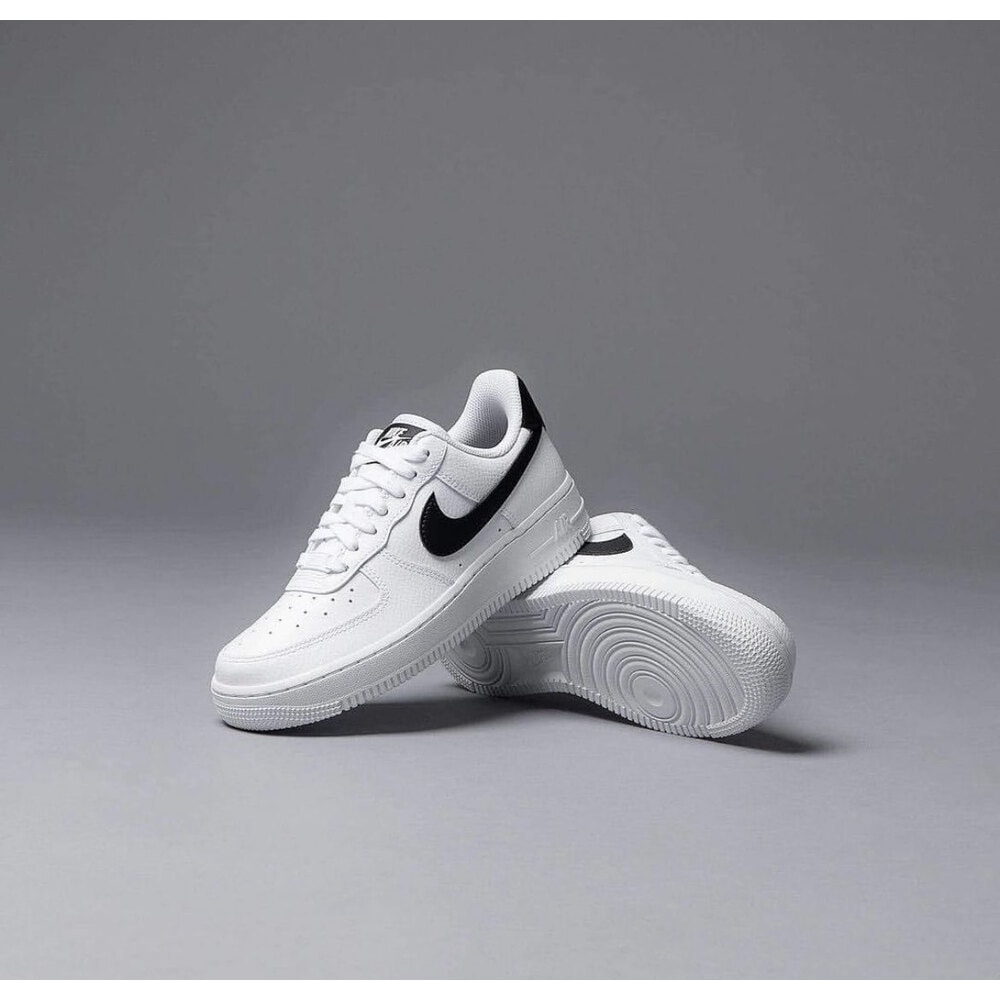 Nike Air Force Beyaz Siyah görsel 4